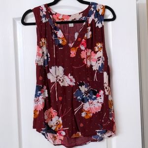 Old Navy sleeveless floral top